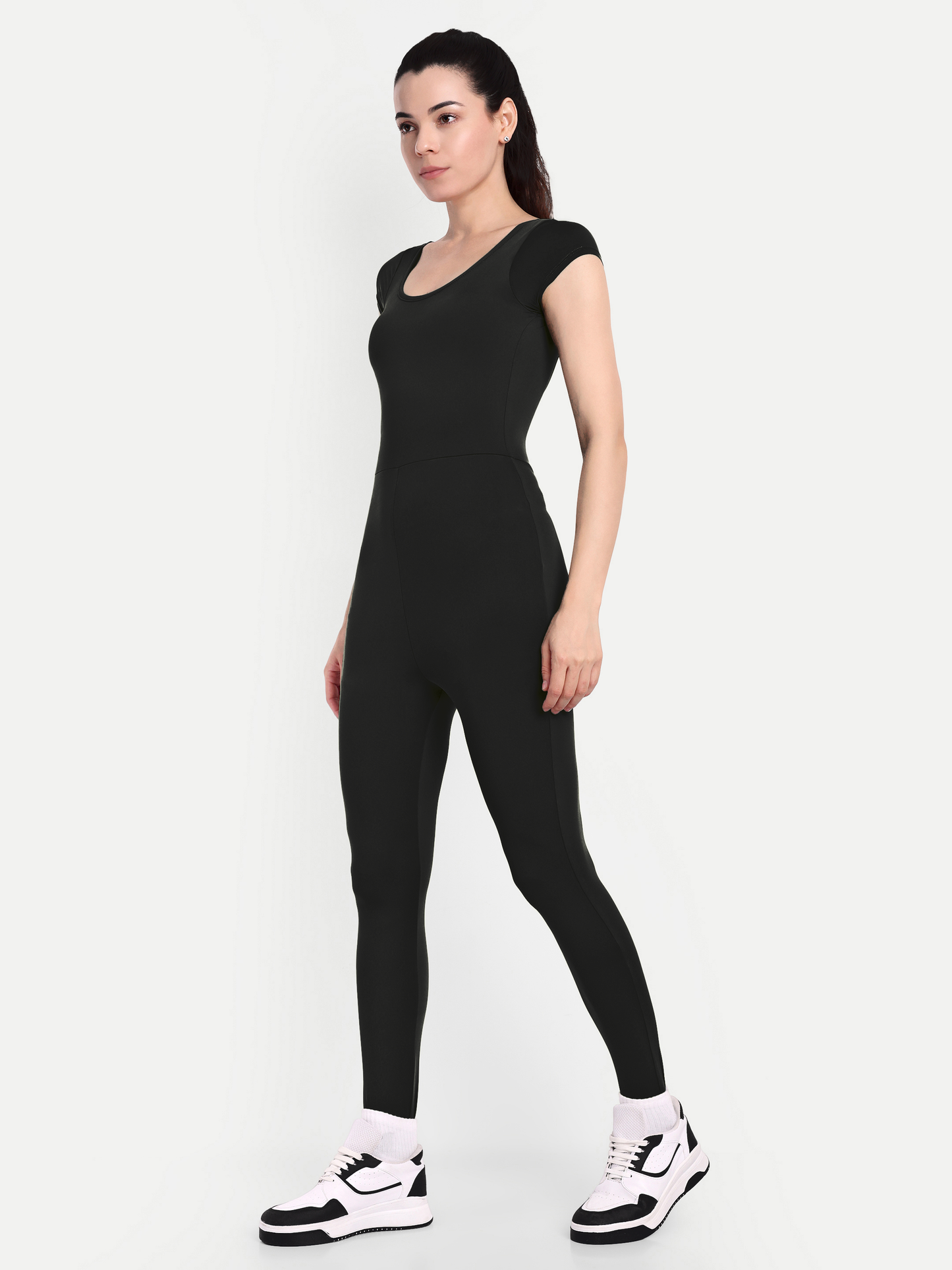 MARA BODYSUIT IN BLACK