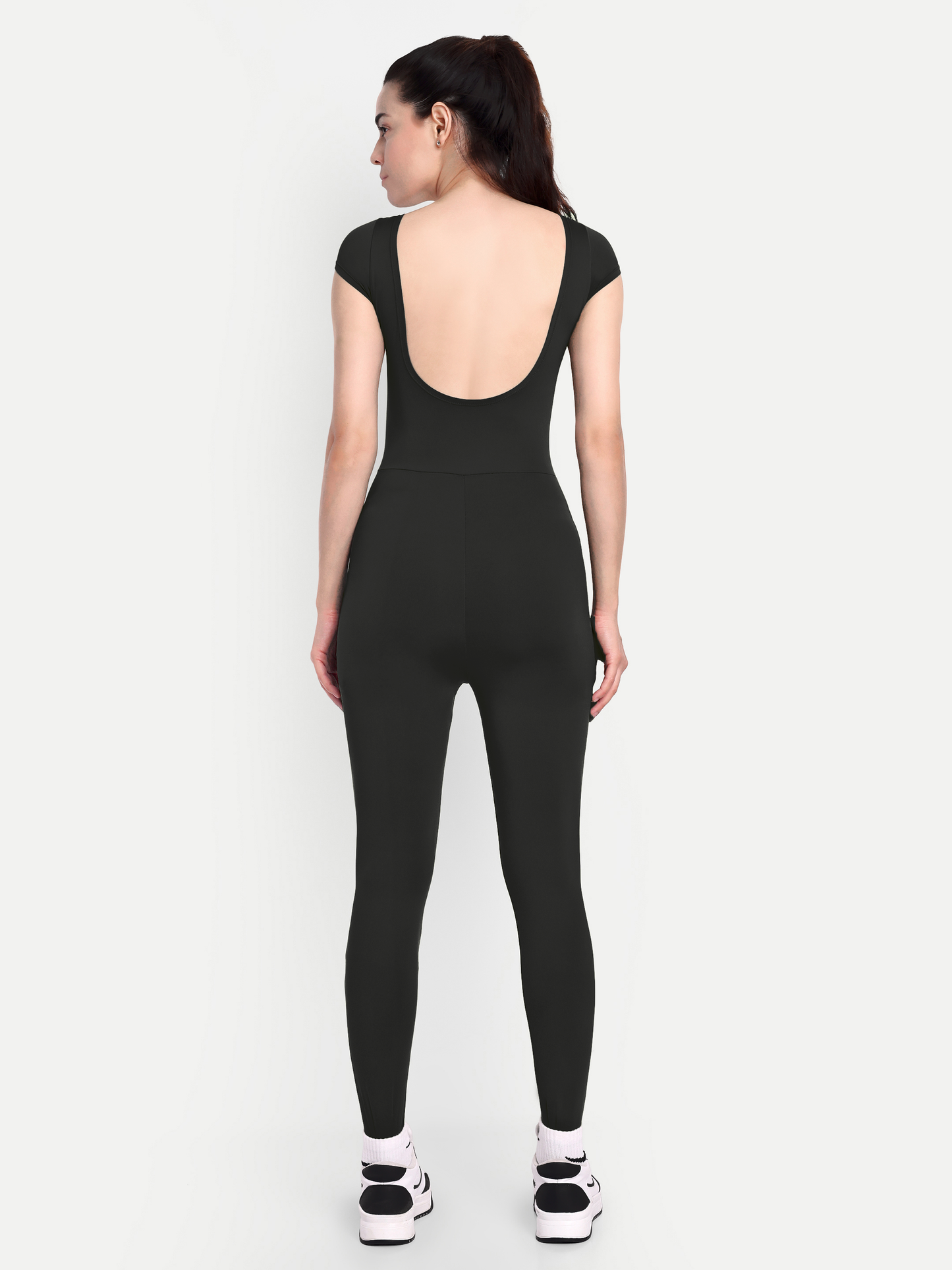 MARA BODYSUIT IN BLACK